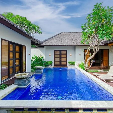 Tis Orchid Villa By Premier Hospitality Asia Seminyak Exterior foto